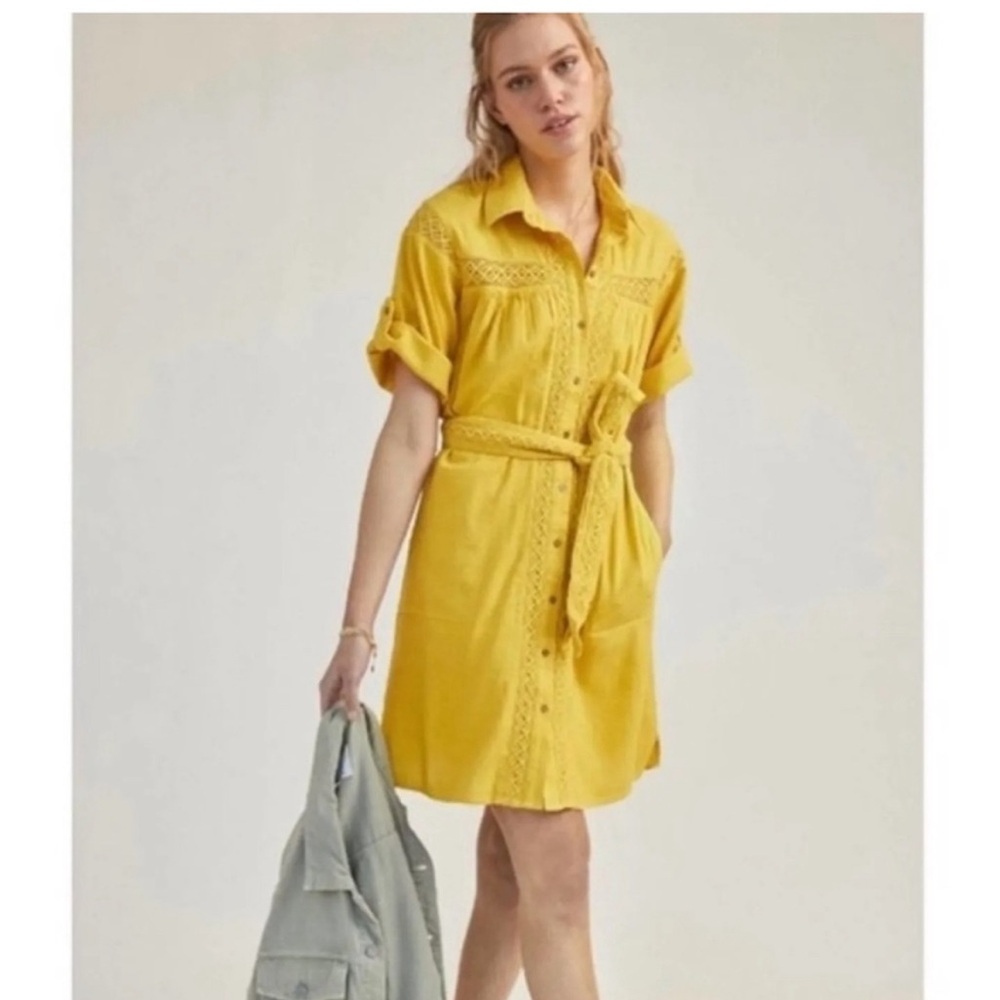Anthropologie Rilke Mini Yellow Tie
Shirt Dress
Size: XL
Anthropologie
